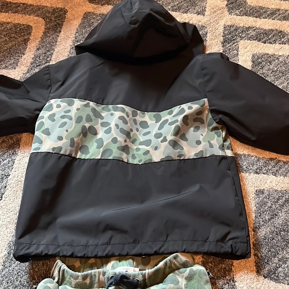 Matching Stella McCartney kids water repellent jacket and matching shorts sz 4 - Picture 7 of 7